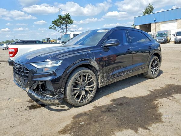 2020 AUDI Q8