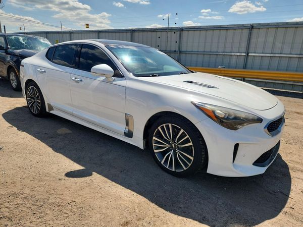 2018 KIA STINGER