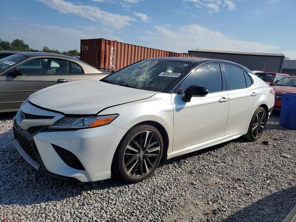 2020 TOYOTA CAMRY XSE