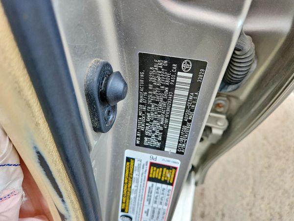 2017 TOYOTA CAMRY