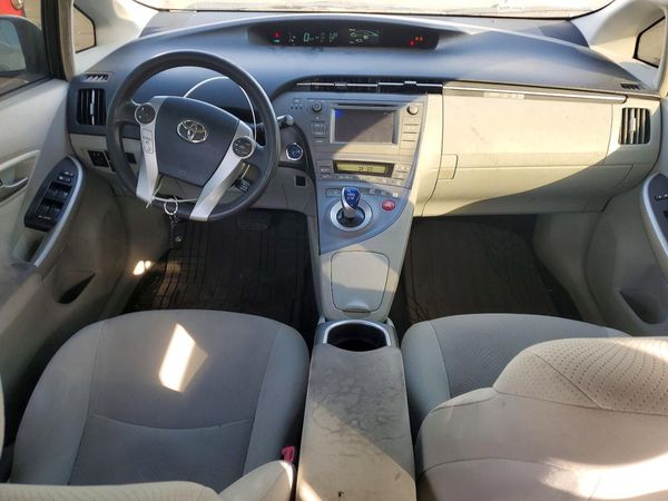 2013 TOYOTA PRIUS