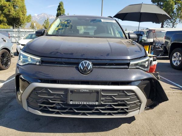 2025 VOLKSWAGEN TAOS