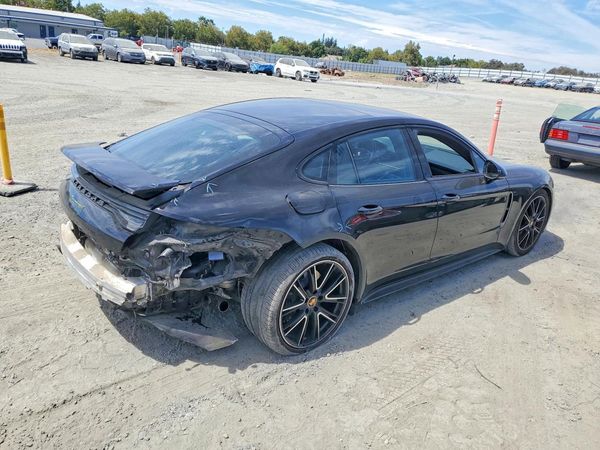 2022 PORSCHE PANAMERA 4 E-Hybrid