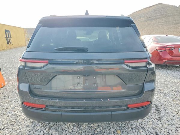 2023 JEEP GRAND CHEROKEE Laredo, Altitude