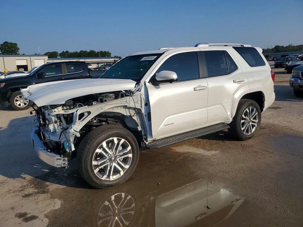 2026 TOYOTA 4RUNNER
