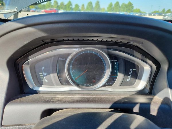 2016 VOLVO XC60