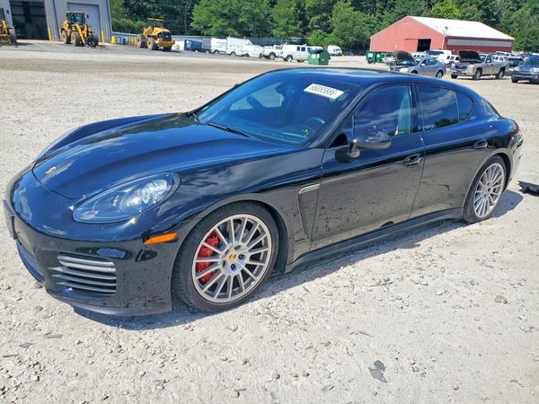 2016 PORSCHE PANAMERA