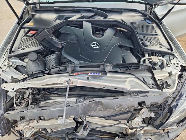 2015 MERCEDES-BENZ C