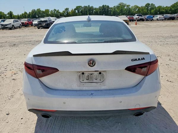 2019 ALFA ROMEO GIULIA RWD