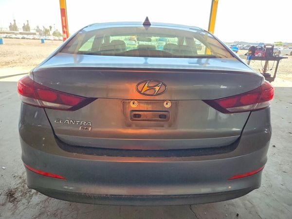 2017 HYUNDAI ELANTRA SE Base