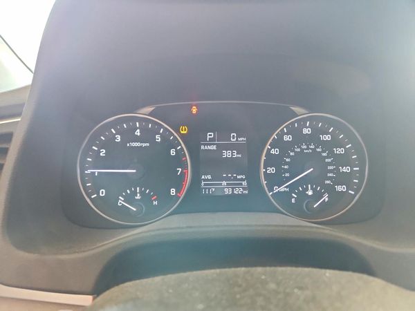 2017 HYUNDAI ELANTRA SE Base