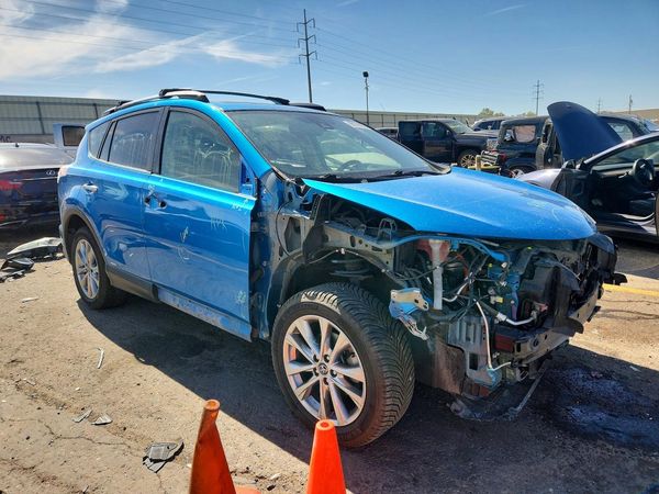 2017 TOYOTA RAV4 Ltd Hybrid — Passenger 3/4