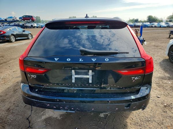 2018 VOLVO V90 CROSS COUNTRY Inscription