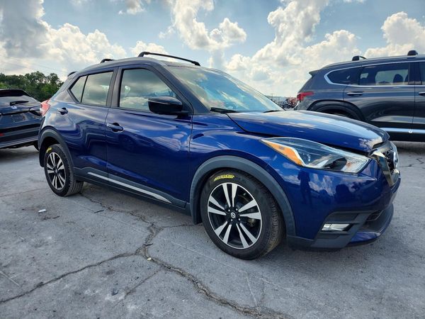 2019 NISSAN KICKS