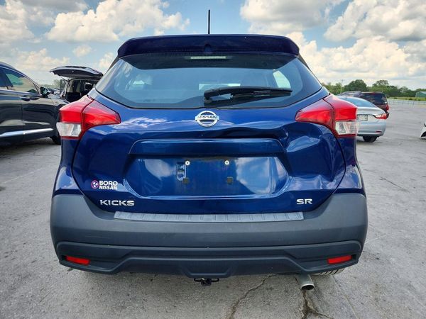 2019 NISSAN KICKS