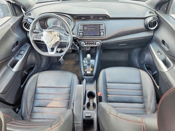 2019 NISSAN KICKS
