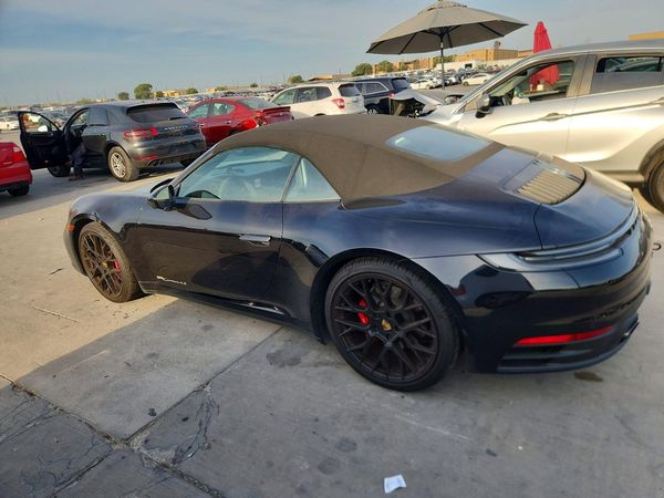 2024 PORSCHE 911