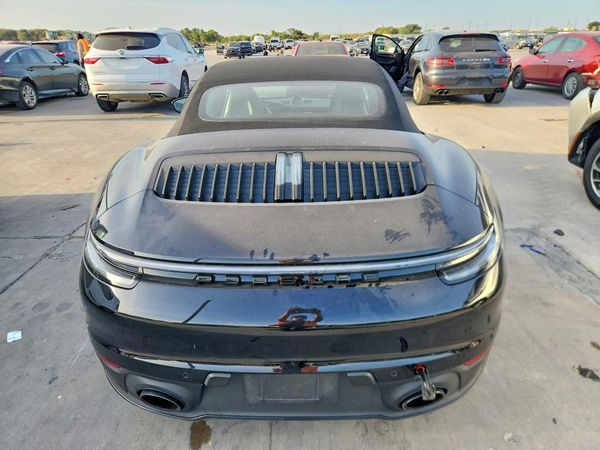 2024 PORSCHE 911