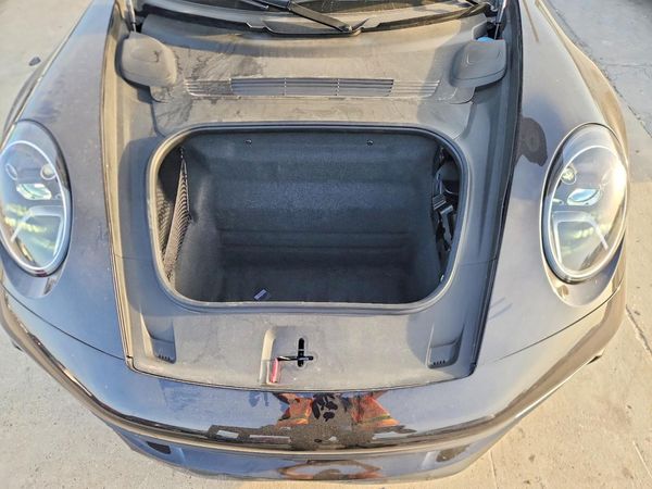 2024 PORSCHE 911