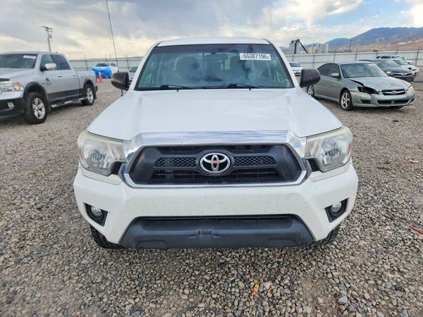 2015 TOYOTA TACOMA Delux Grade