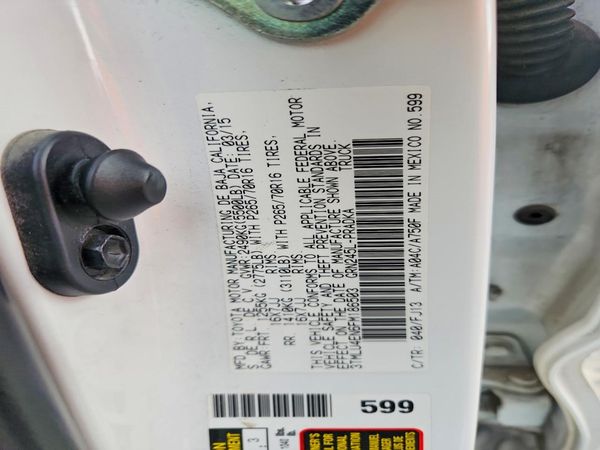 2015 TOYOTA TACOMA Delux Grade