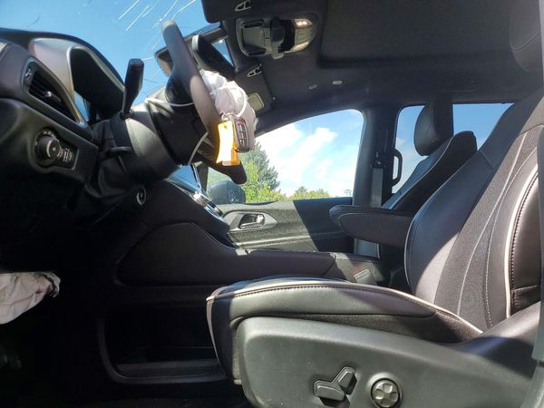 2026 CHRYSLER PACIFICA Limited — DENT