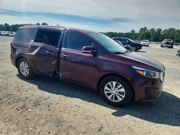 2017 KIA SEDONA LX