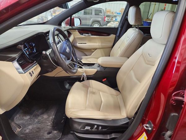 2018 CADILLAC XT5 Luxury