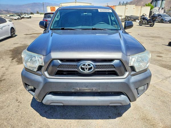 2015 TOYOTA TACOMA Delux Grade