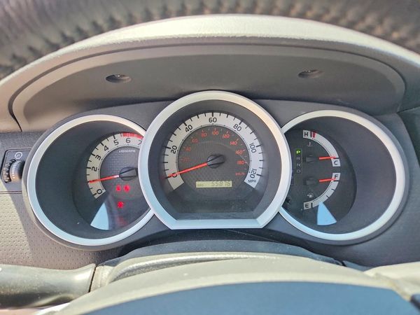 2015 TOYOTA TACOMA Delux Grade