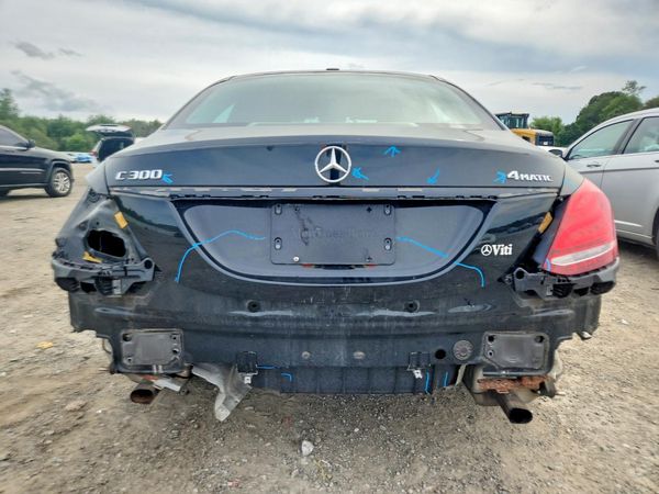 2016 MERCEDES-BENZ C