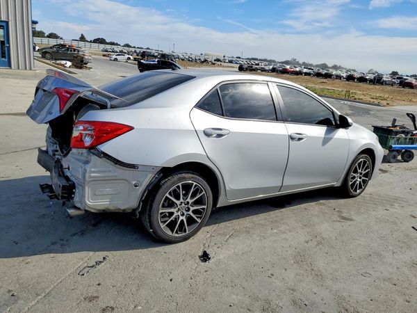 2017 TOYOTA COROLLA
