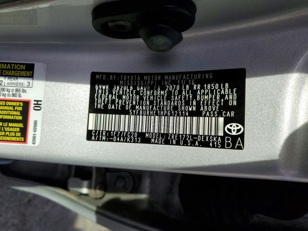 2017 TOYOTA COROLLA