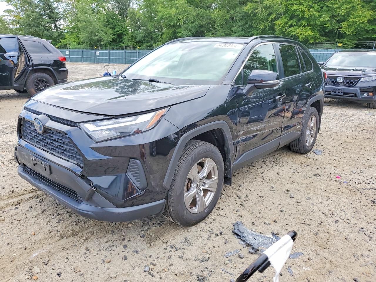 2022 TOYOTA RAV4 XLE