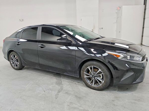 2024 KIA FORTE LX, LXS — Passenger 3/4
