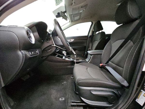 2024 KIA FORTE LX, LXS — DENT