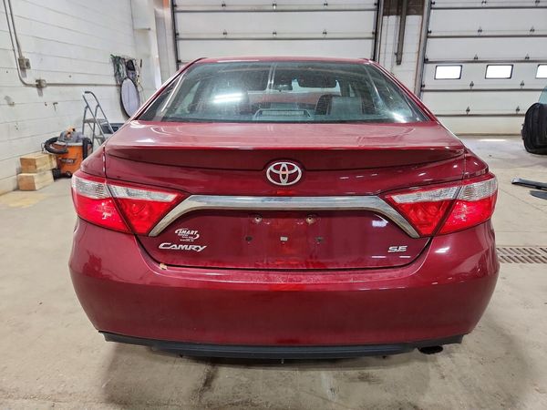 2015 TOYOTA CAMRY