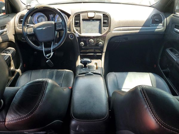 2012 CHRYSLER 300
