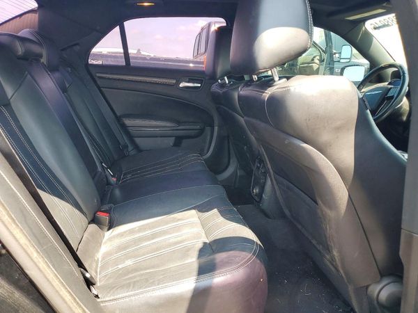 2012 CHRYSLER 300