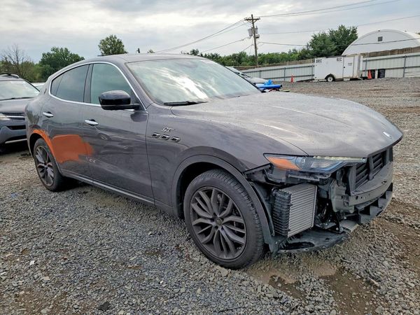 2024 MASERATI LEVANTE