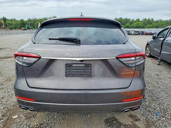 2024 MASERATI LEVANTE
