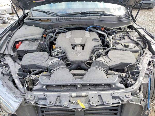 2024 MASERATI LEVANTE