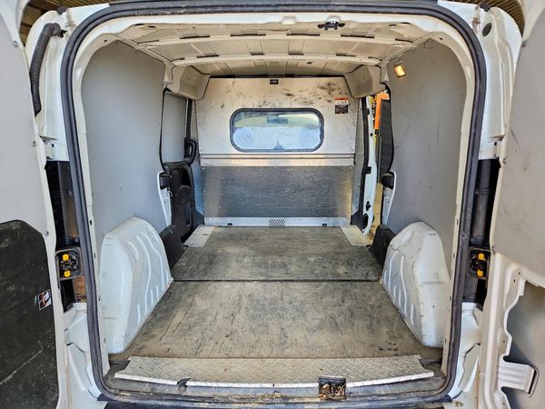 2022 RAM PROMASTER CITY Tradesman