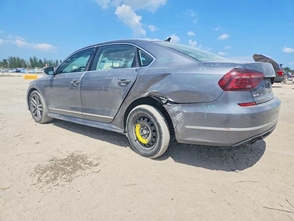 2019 VOLKSWAGEN PASSAT