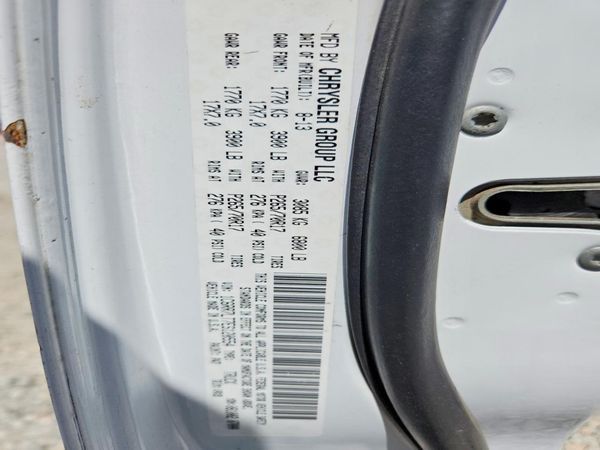 2014 RAM 1500 SLT