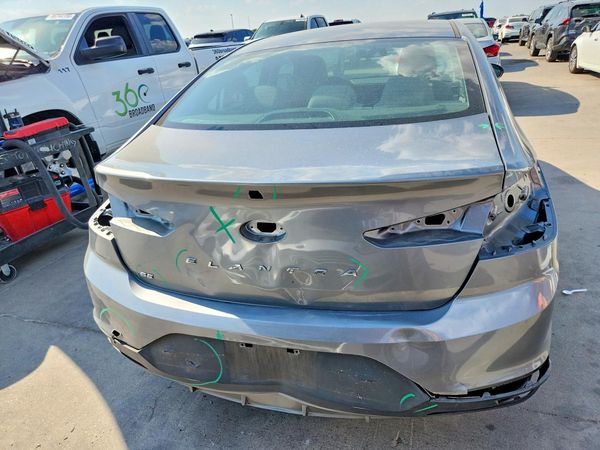 2019 HYUNDAI ELANTRA