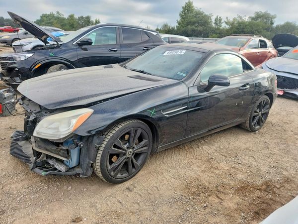 2013 MERCEDES-BENZ SLK