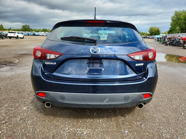 2016 MAZDA 3 Touring/GS