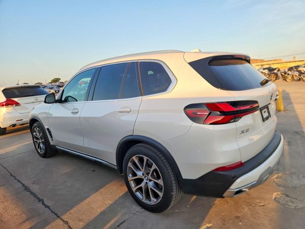 2025 BMW X5 xDrive40i