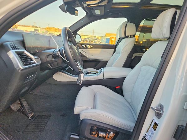 2025 BMW X5 xDrive40i